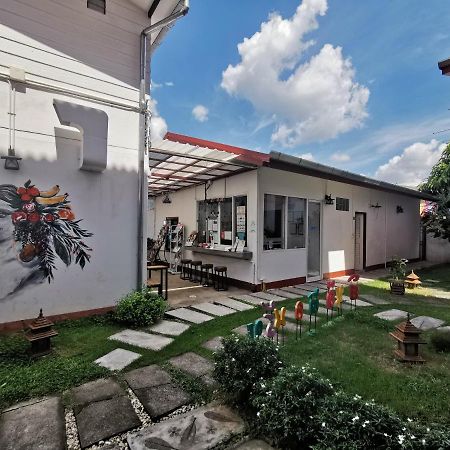 We Chiang Mai Guesthouse 2 ภายนอก รูปภาพ