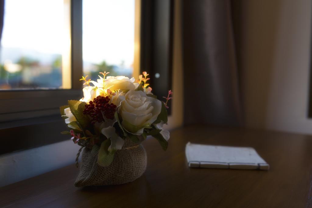 We Chiang Mai Guesthouse 2 ภายนอก รูปภาพ