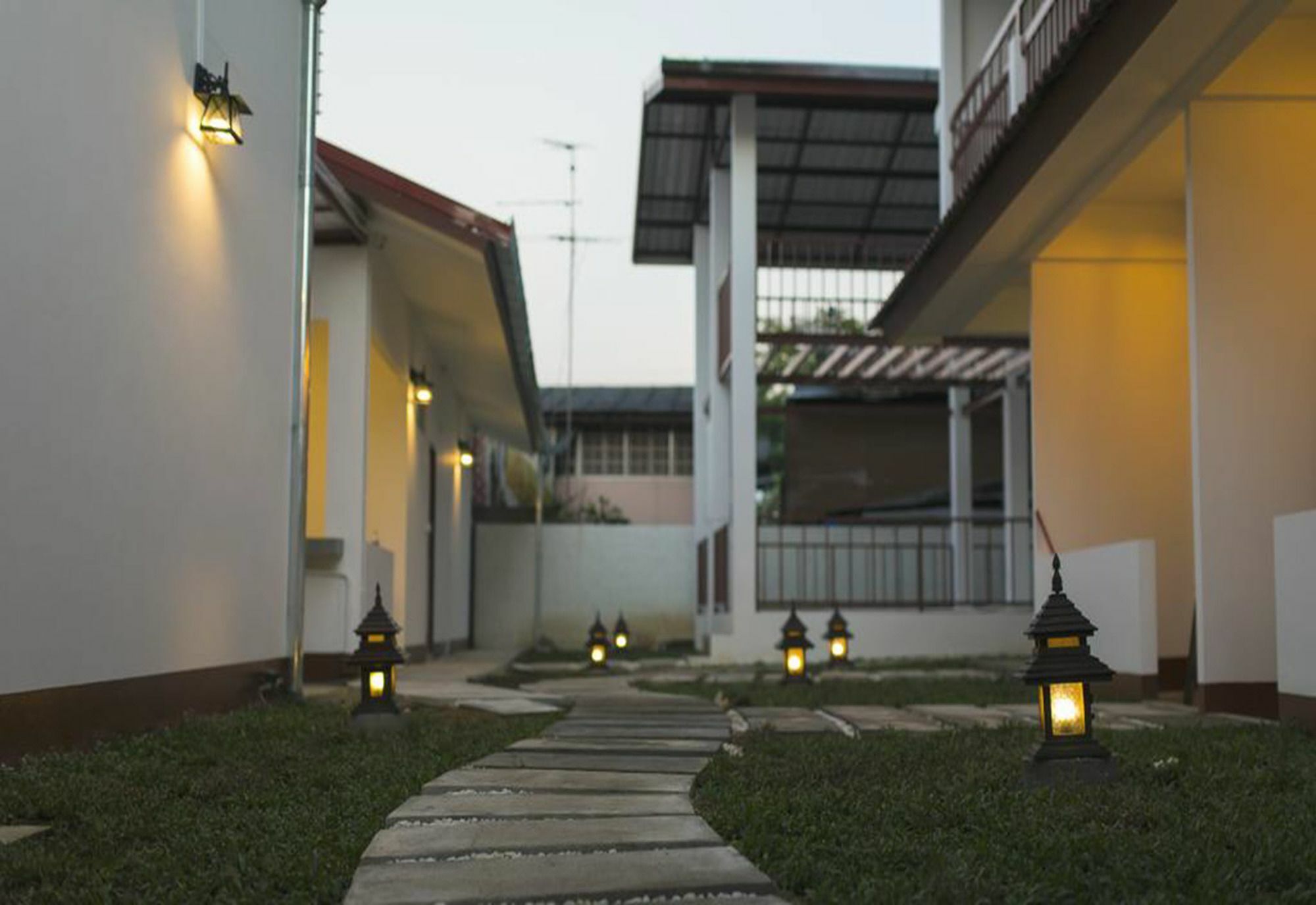 We Chiang Mai Guesthouse 2 ภายนอก รูปภาพ